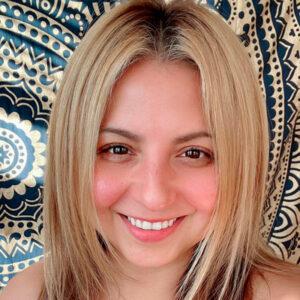 Mariela Khusnood