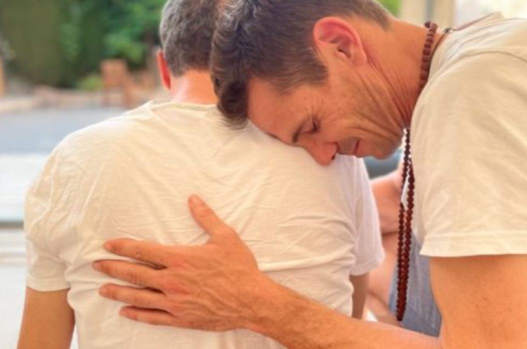 abrazo